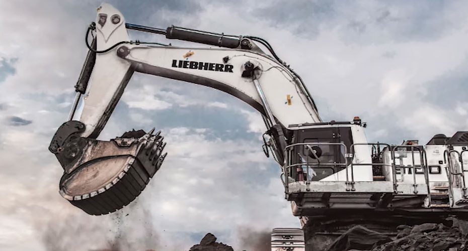 Leica Geosystems and Liebherr Expand Factory Integrated Machine Control